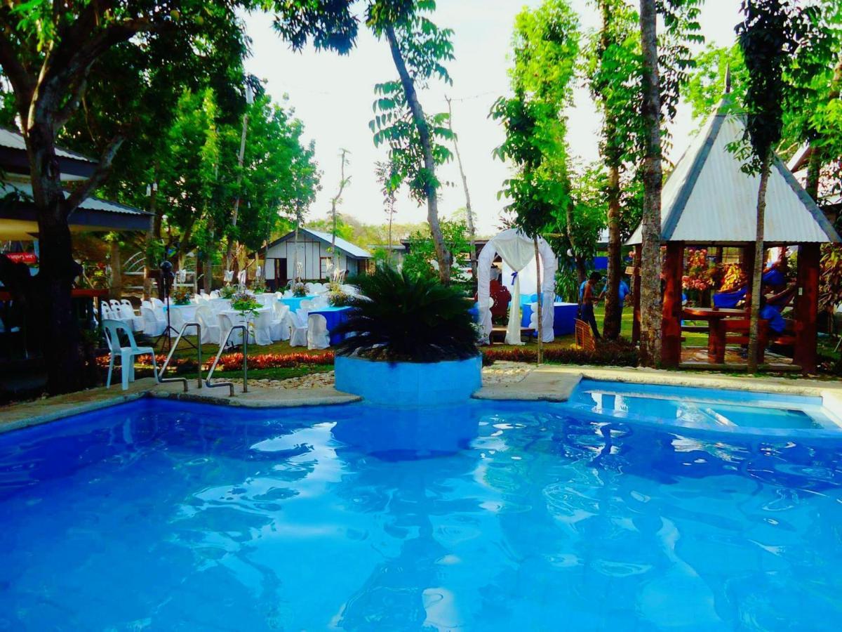 The Pelicans Resort Batangas City Kültér fotó